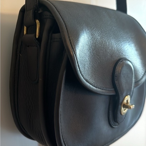 Classic COACH PRAIRIE BAG -# 9954 - Picture 3 of 9